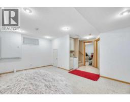 118 Tarington Close NE - photo 36