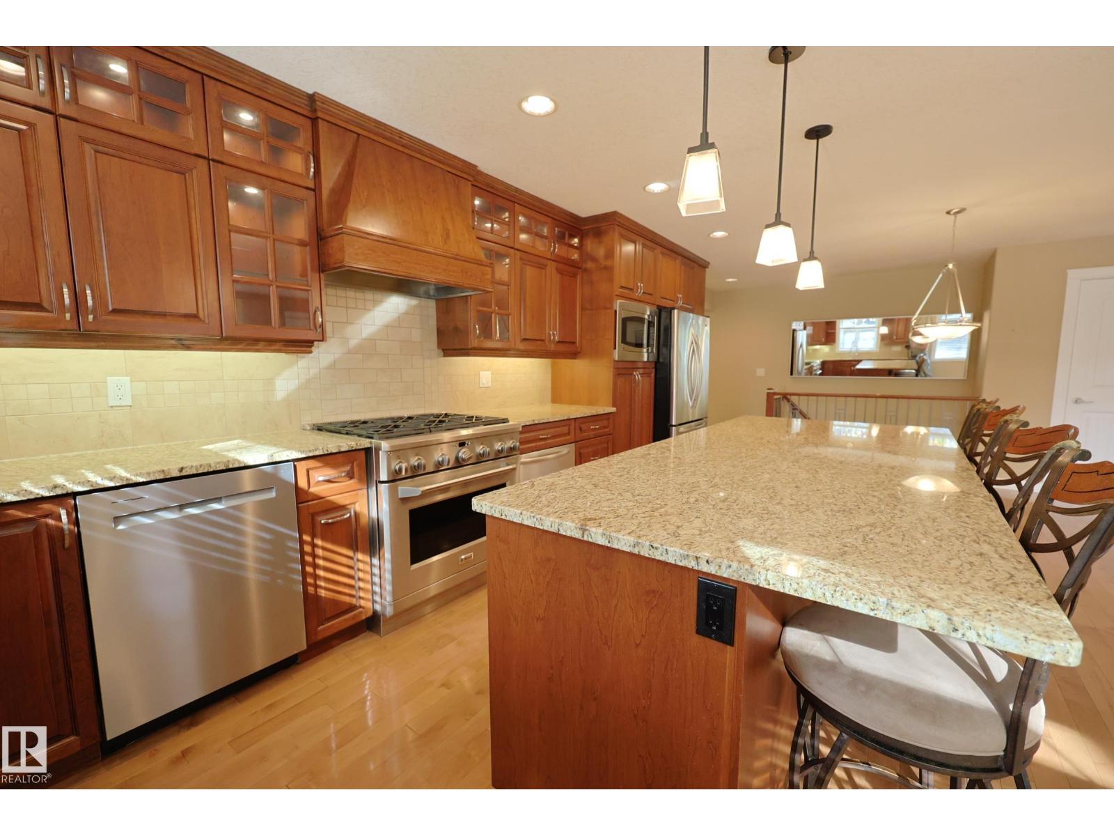 53 BUTTERFIELD CR - 15