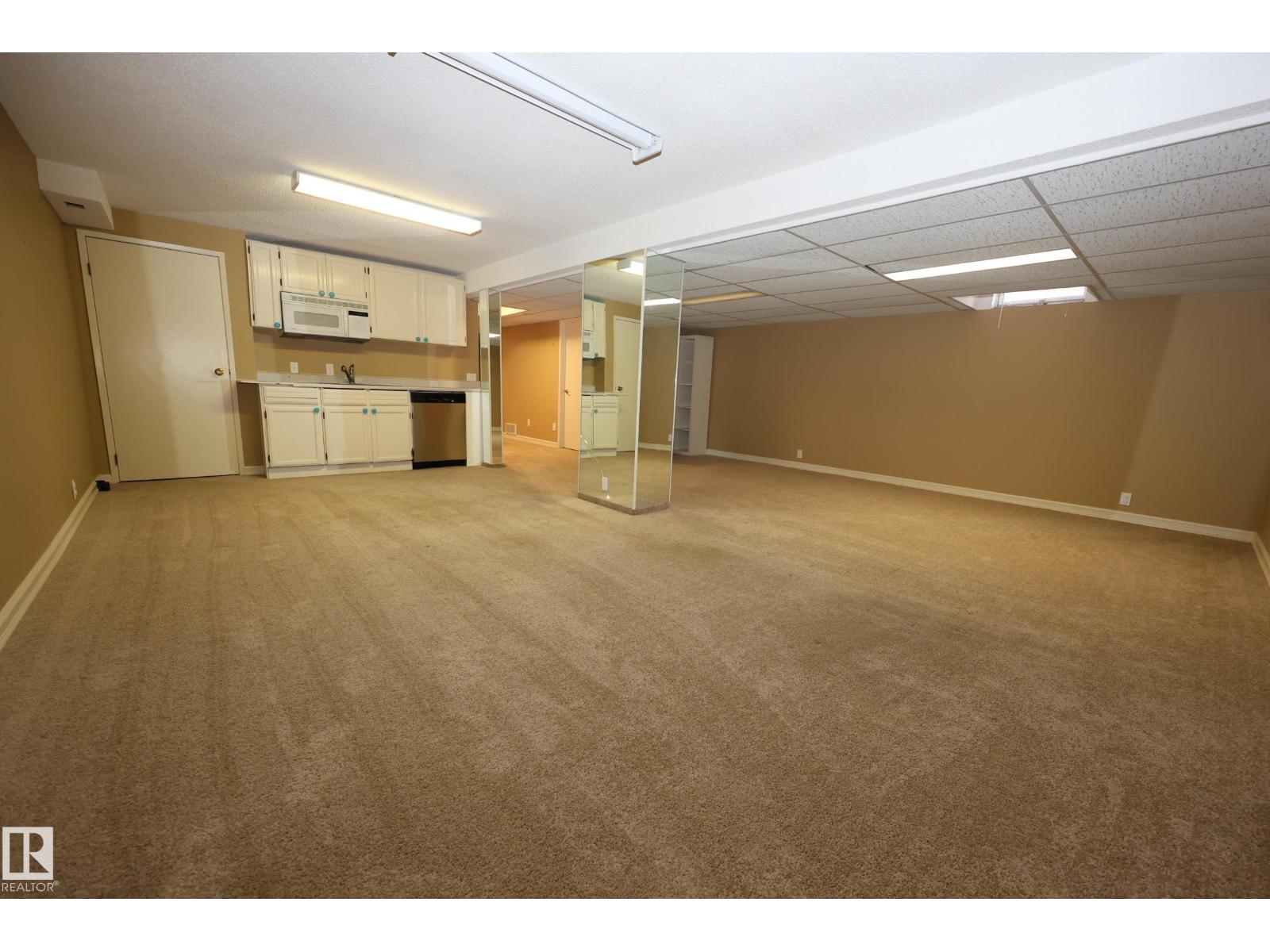53 BUTTERFIELD CR - Image 43