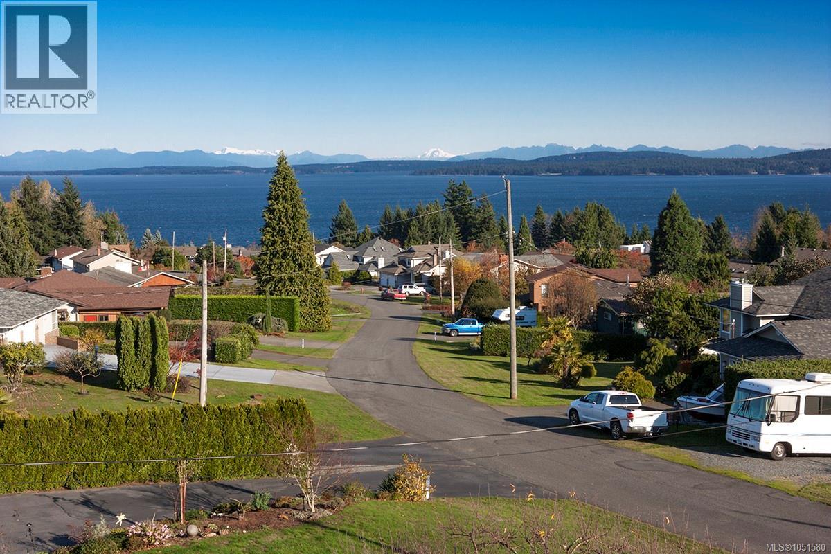 10842 Grandview Rd, Saltair - Image 1