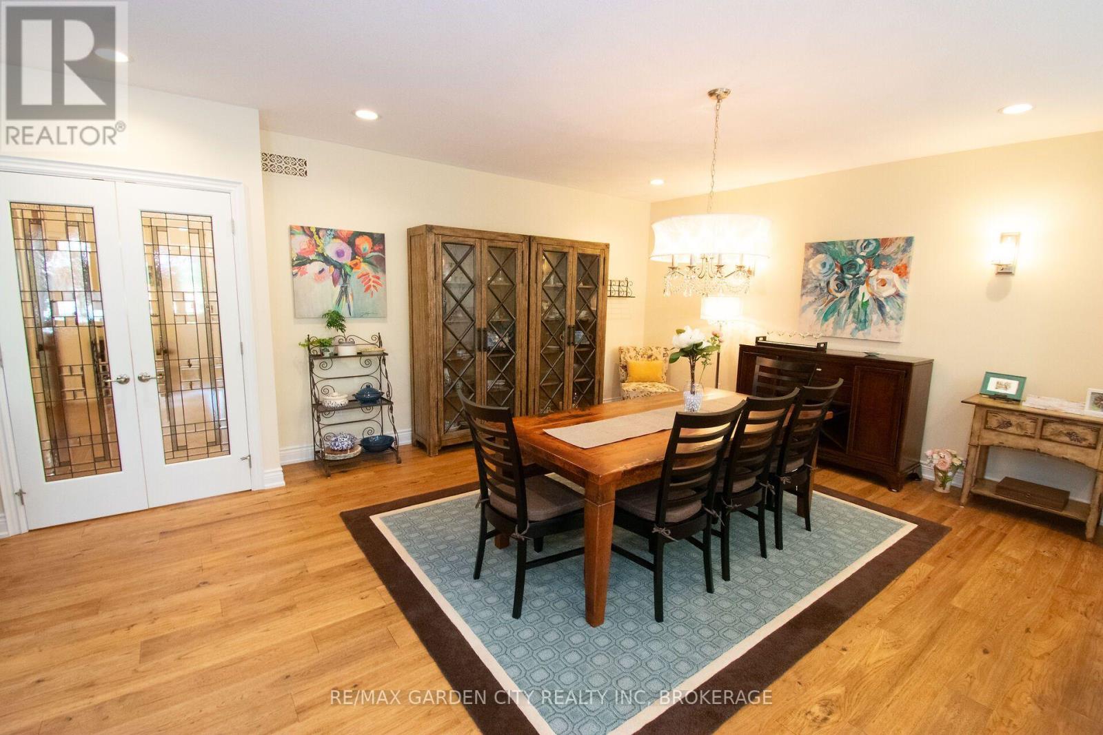 12 POWER GLEN ROAD - 18