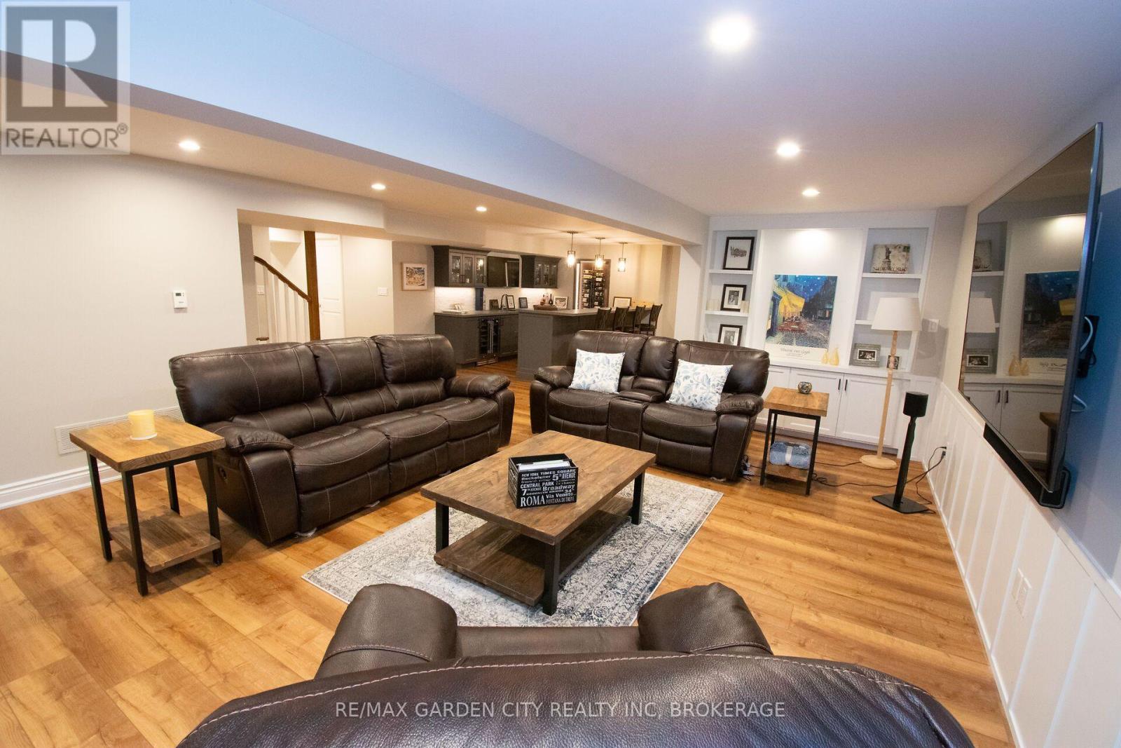 12 POWER GLEN ROAD - 31