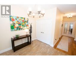 Living room - 12 Power Glen Road, St  Catharines, ON L2R0E5 Photo 6
