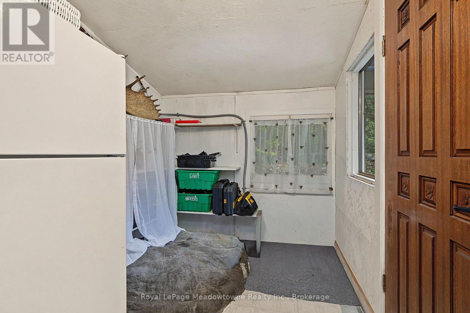 6 CHANNELVIEW ROAD - 34