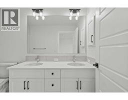 160 Snowberry Common Se, Calgary, AB T3M4G7 Photo 26