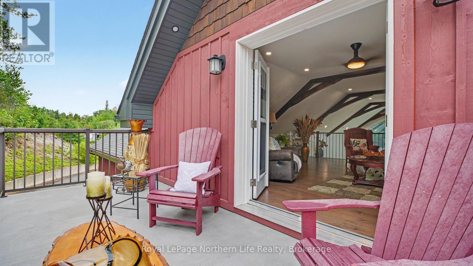 291 FOX DRIVE - 23