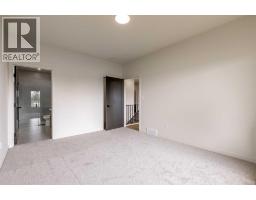 Bedroom - 72 E 300 S, Raymond, AB T0K2S0 Photo 12