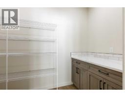 Bedroom - 72 E 300 S, Raymond, AB T0K2S0 Photo 9