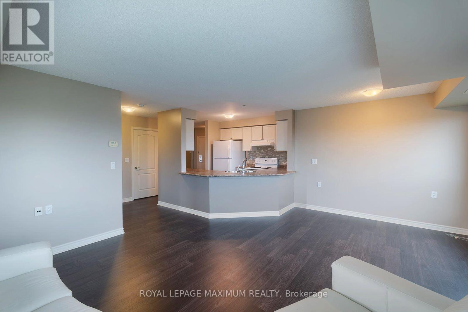 505- 935 Sheppard Avenue West, Toronto, ON photo 10