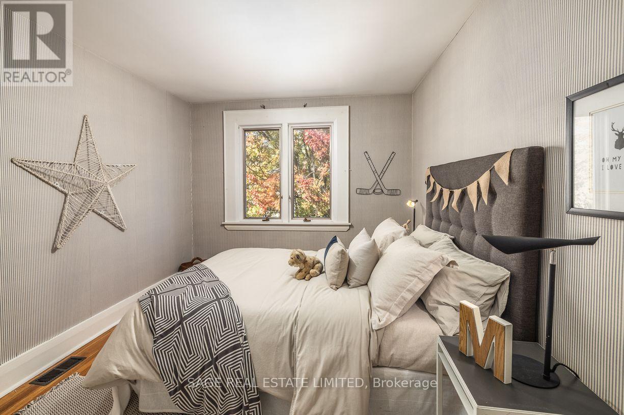 165 Craighurst Avenue, Toronto, ON photo 25