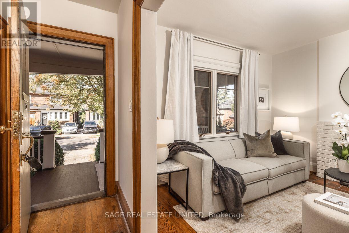 165 Craighurst Avenue, Toronto, ON photo 33