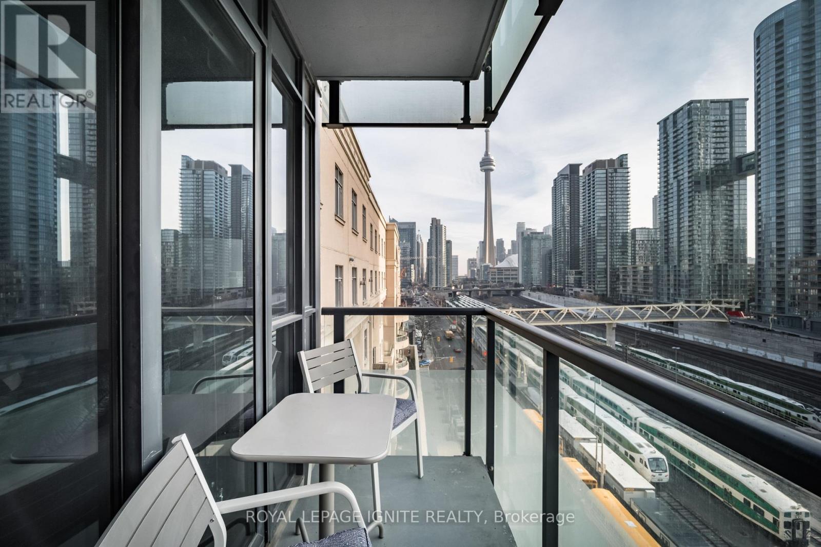 828- 560 Front Street West, Toronto, ON photo 26