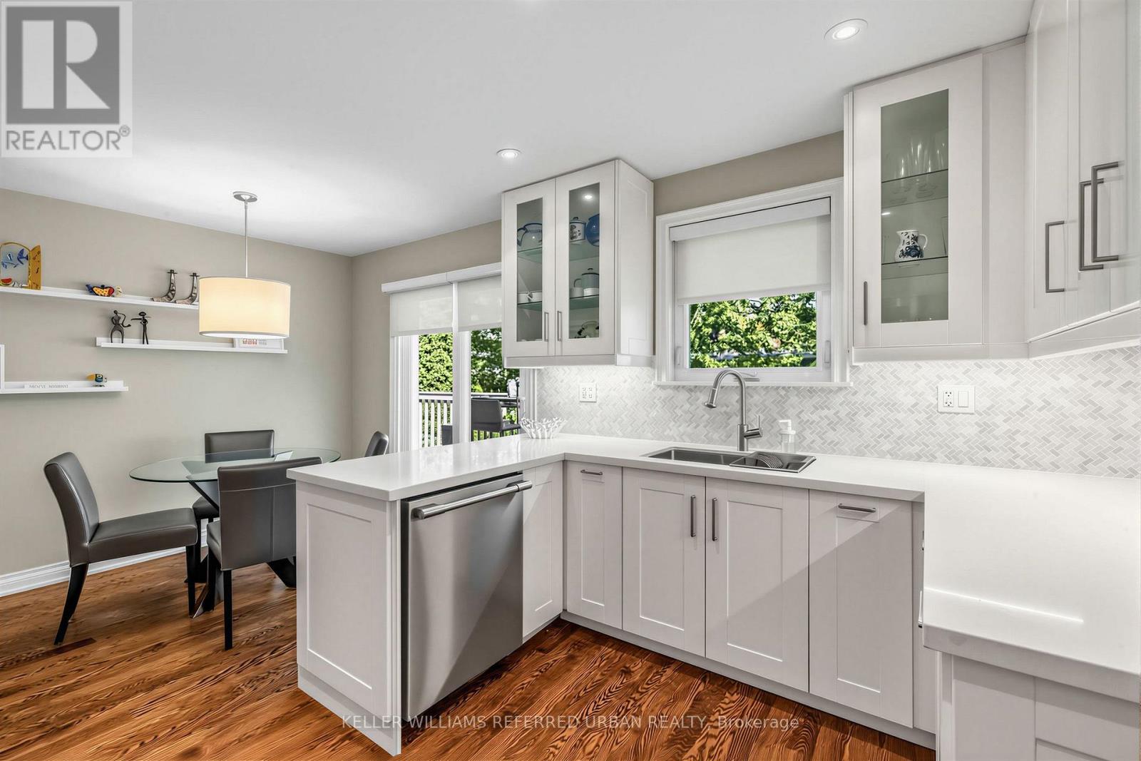124 Abbeywood Trail, Toronto, ON photo 11