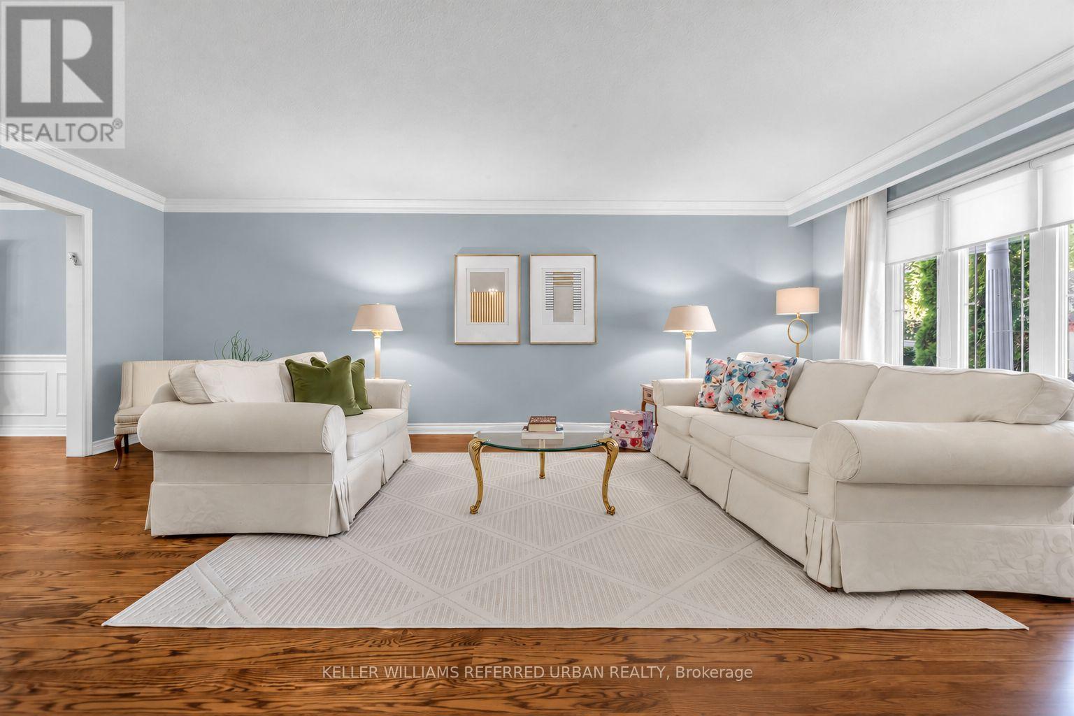 124 Abbeywood Trail, Toronto, ON photo 6