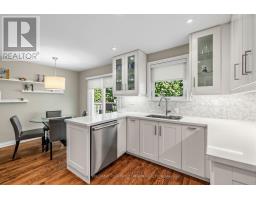 Bedroom 4 - 124 Abbeywood Trail, Toronto, ON M3B3B5 Photo 11