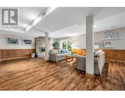124 Abbeywood Trail, Toronto, ON M3B3B5 Photo 22