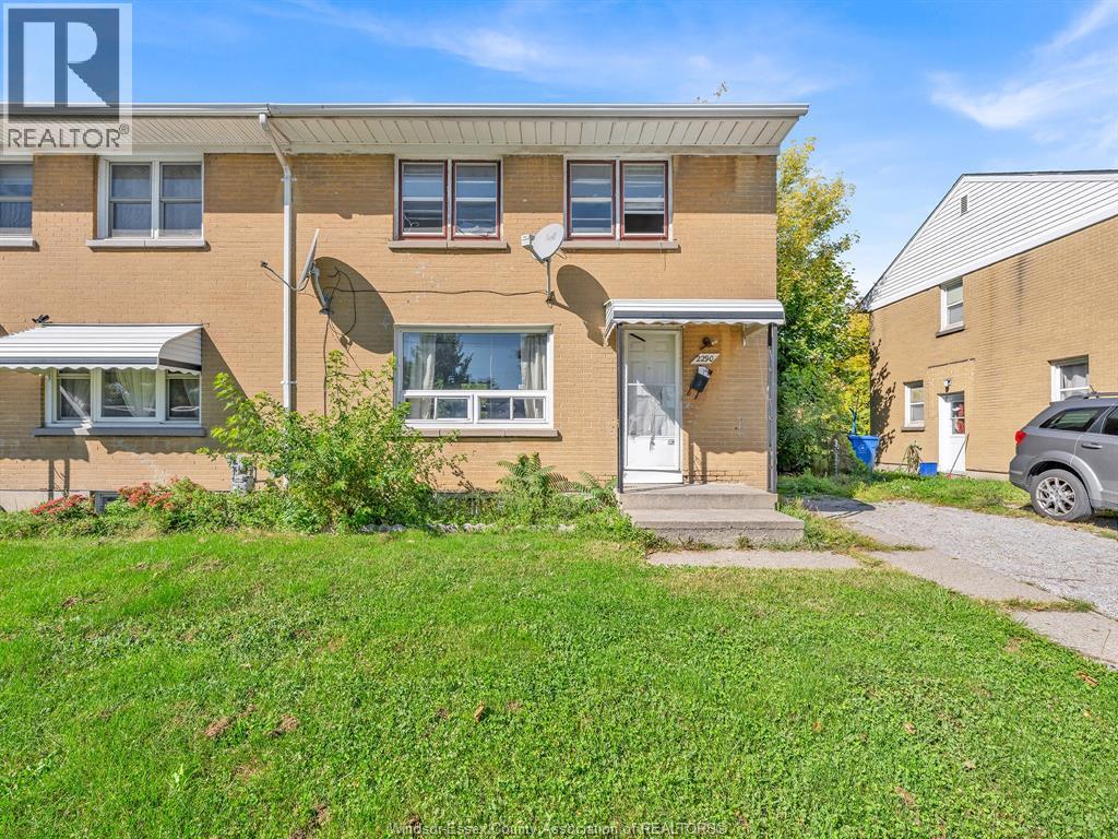 2290 TECUMSEH ROAD West - 4