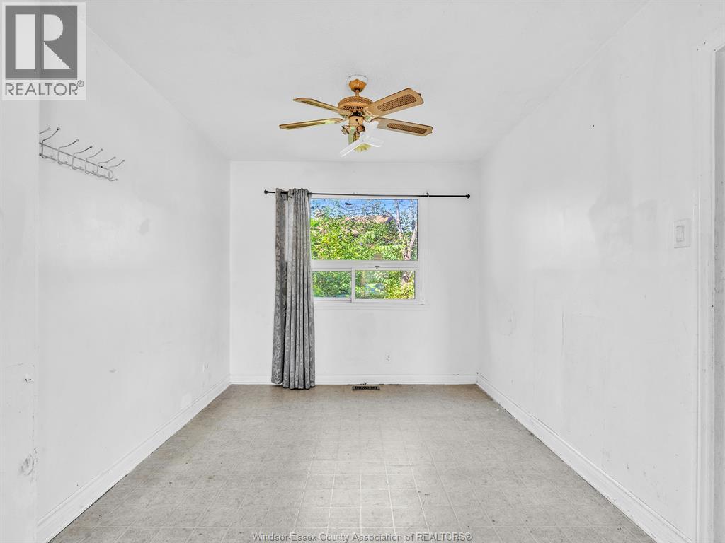 2290 TECUMSEH ROAD West - Image 11