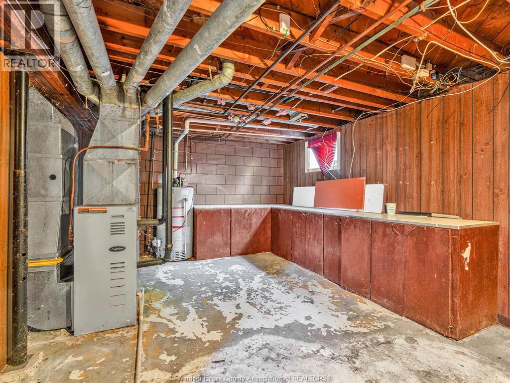 2290 TECUMSEH ROAD West - Image 30