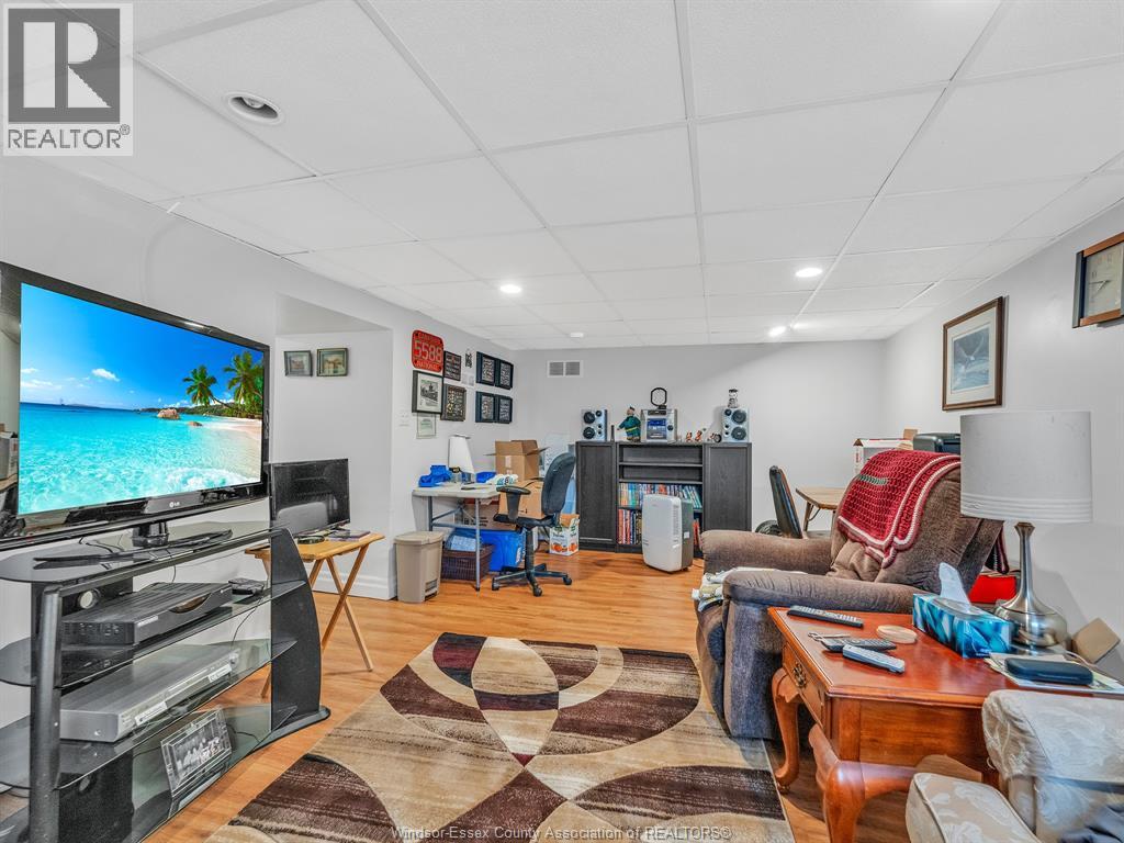 1011 PARKVIEW - 43