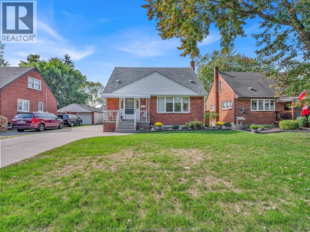 1011 PARKVIEW - 1