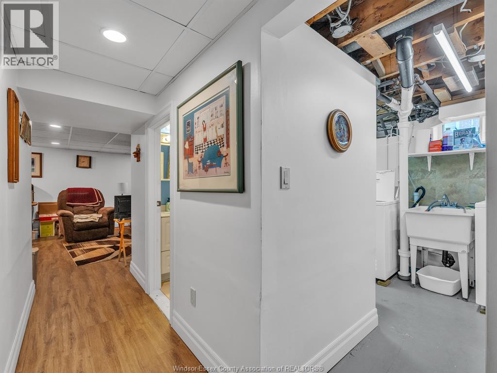 1011 PARKVIEW - 37