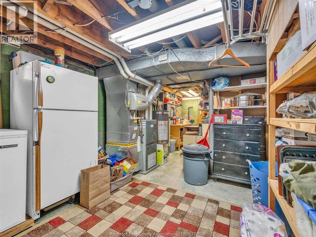 1011 PARKVIEW - 35