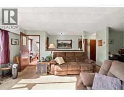 Ensuite - 2344/2346 Rosstown Rd, Nanaimo, BC V9T3R7 Photo 13
