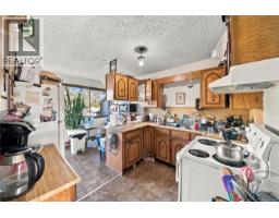 Entrance - 2344/2346 Rosstown Rd, Nanaimo, BC V9T3R7 Photo 9