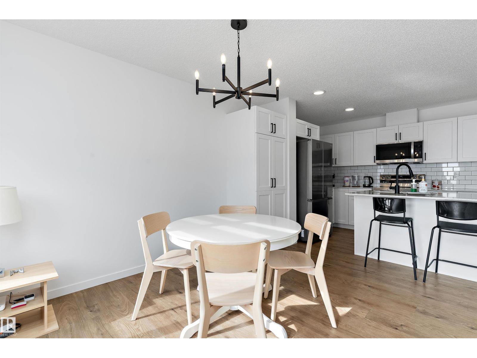 #8 13119 209 ST NW - 15