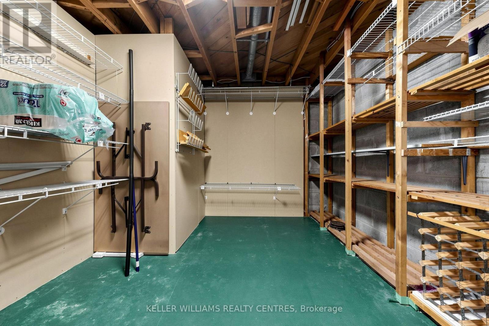 369 OSIRIS DRIVE - 22