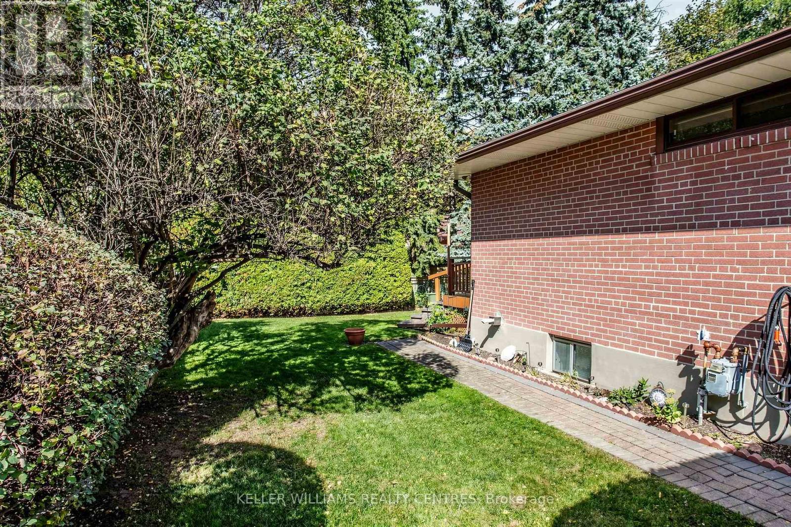 369 Osiris Drive, Richmond Hill, ON photo 27
