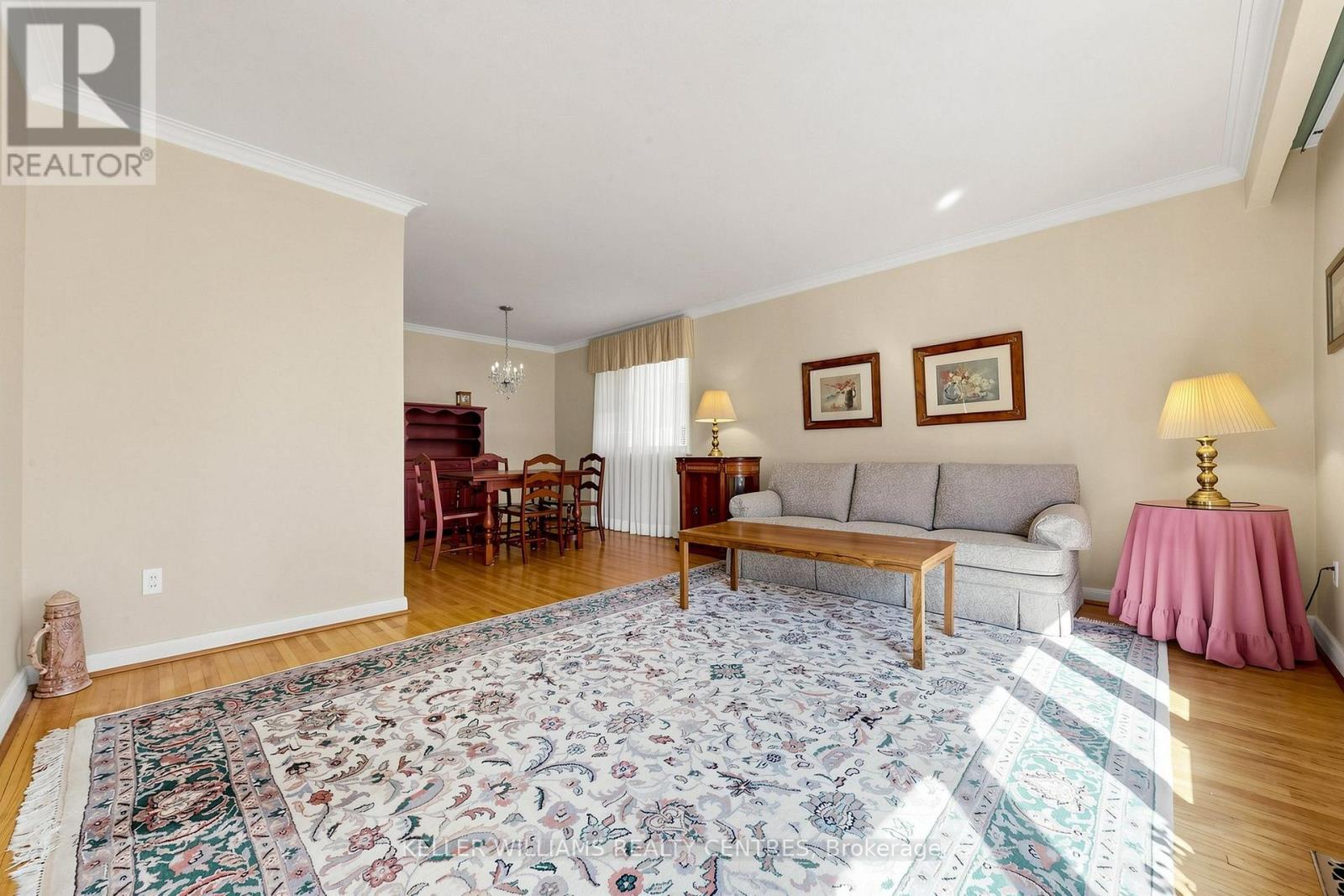 369 Osiris Drive, Richmond Hill, ON photo 5