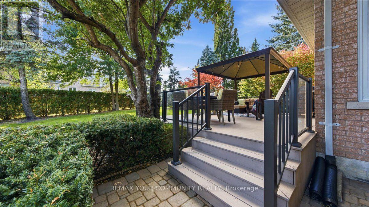 250 Roselawn Drive, Vaughan, ON photo 39