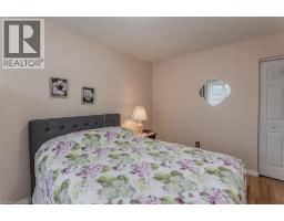 1526 Westminster Place, Burlington, ON L7P2B5 Photo 18
