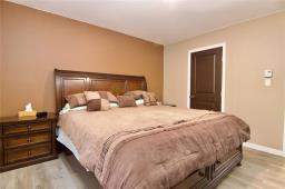 213 Saskatoon Drive, Oak Lake Beach, MB R0M1P0 Photo 14