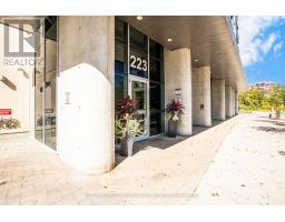 Bedroom 2 - 1611 - 223 Webb Drive, Mississauga, ON L5B0E8 Photo 6