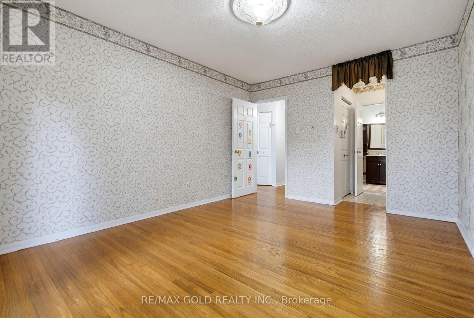 64 DONCASTER ROAD - 9