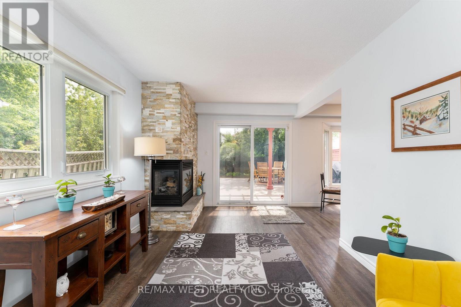3126 AUGUSTA DRIVE - 14