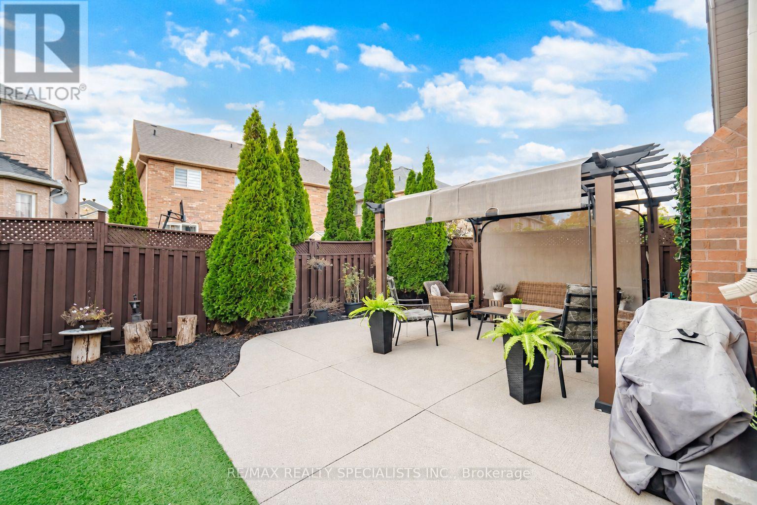 30 PASSFIELD TRAIL - 23
