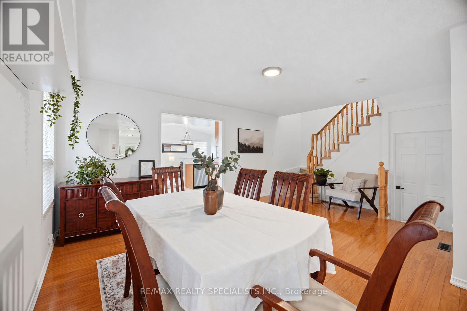30 Passfield Trail, Brampton, ON photo 3