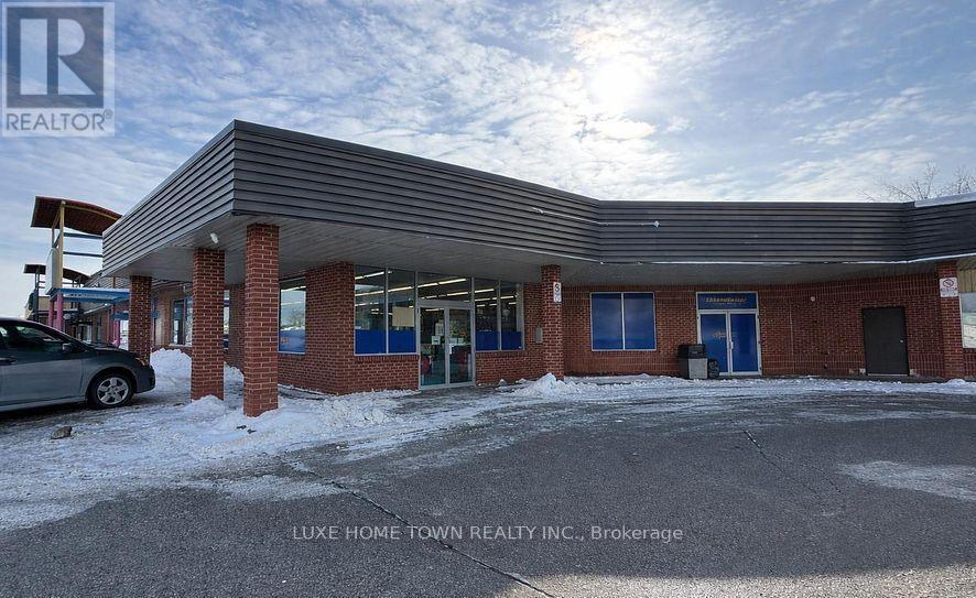 Property for lease at 735 TOWER STREET S