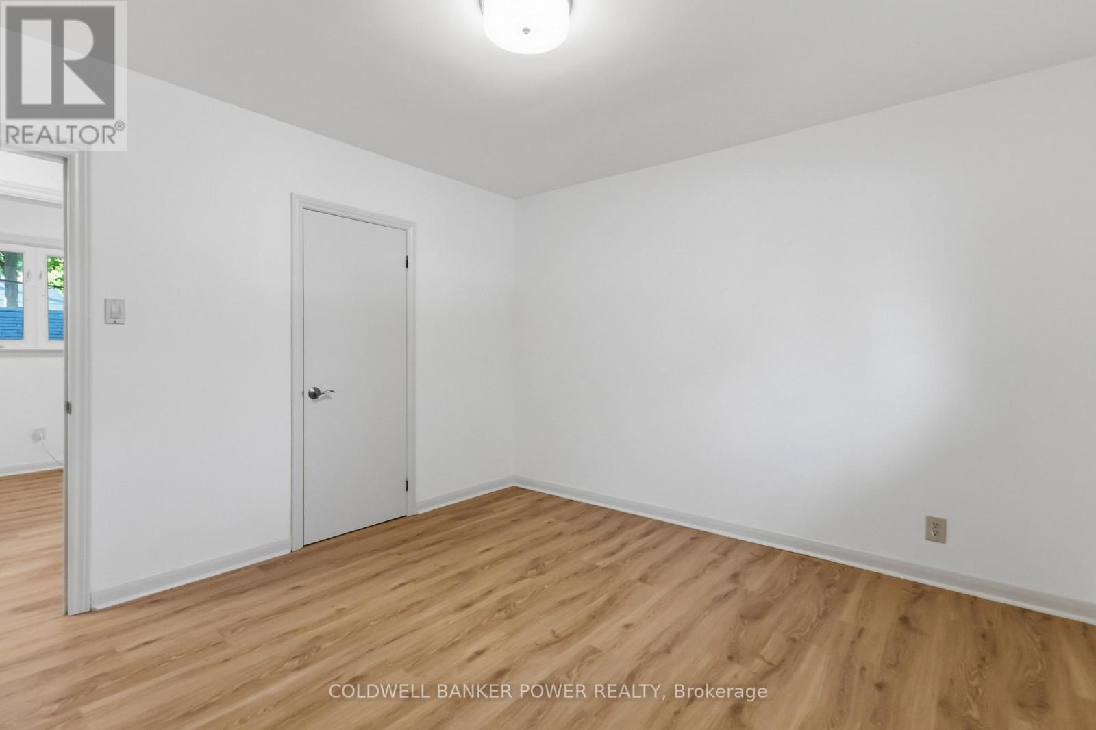 1362 COLLINGWOOD AVENUE - 19