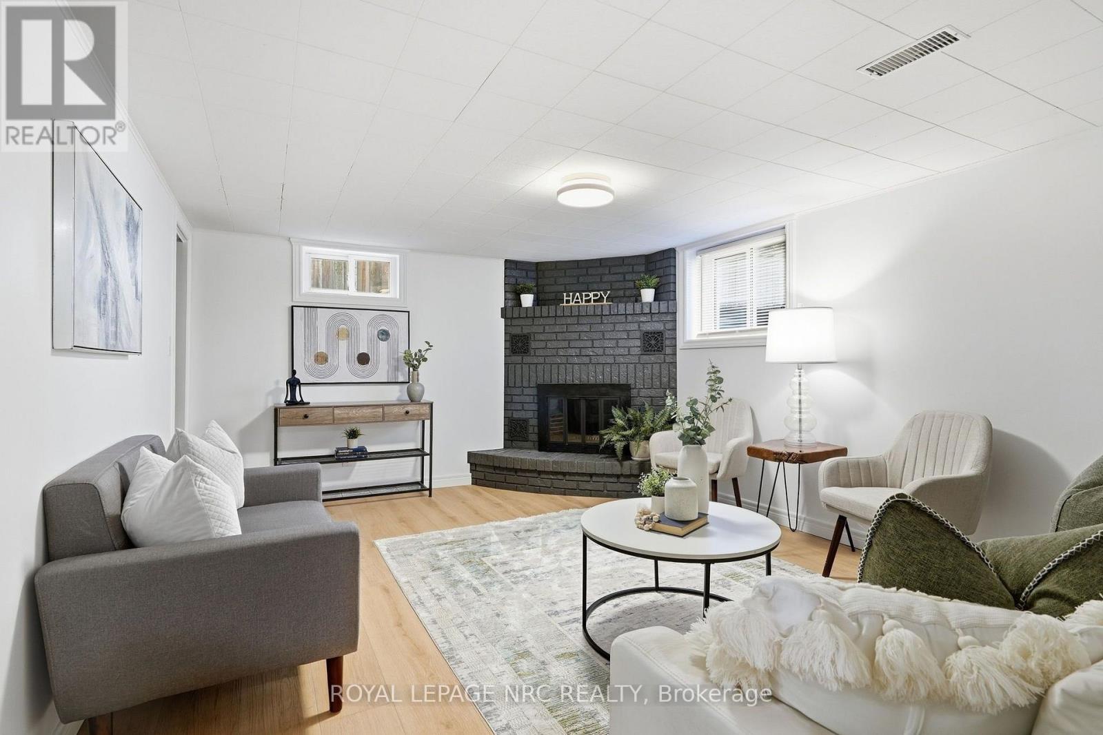 106 JACOBSON AVENUE - Image 18