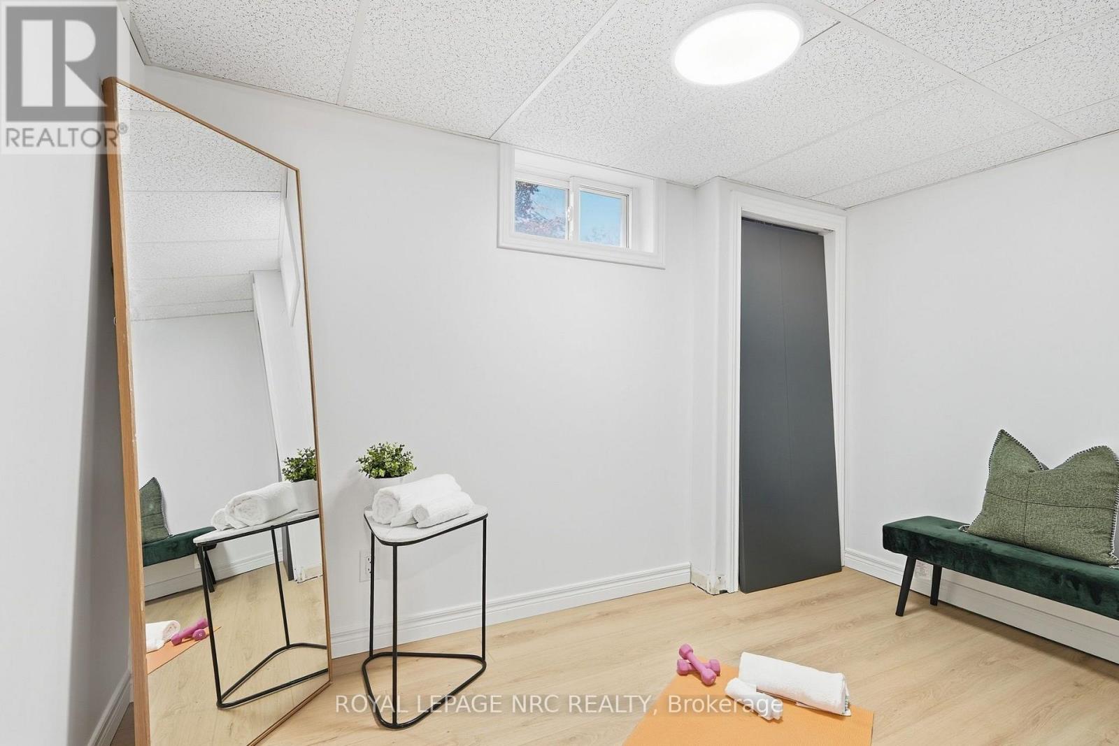 106 JACOBSON AVENUE - Image 21