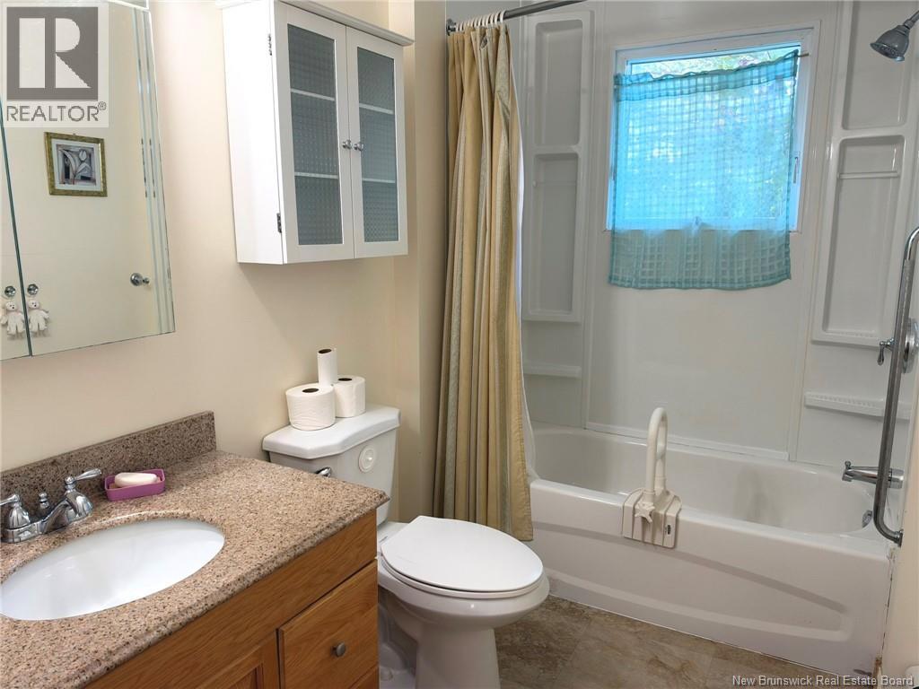 107 Kenmore Drive - 11