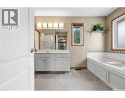 3360 Deiter Bay, Regina, SK S4V2V9 Photo 25