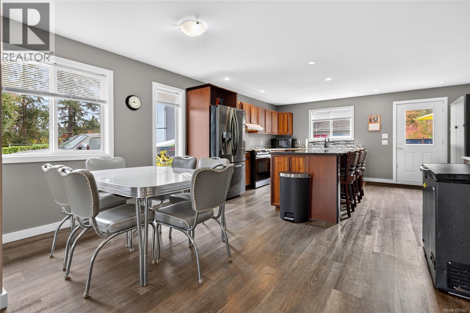 3386 Lake Trail Rd - 13