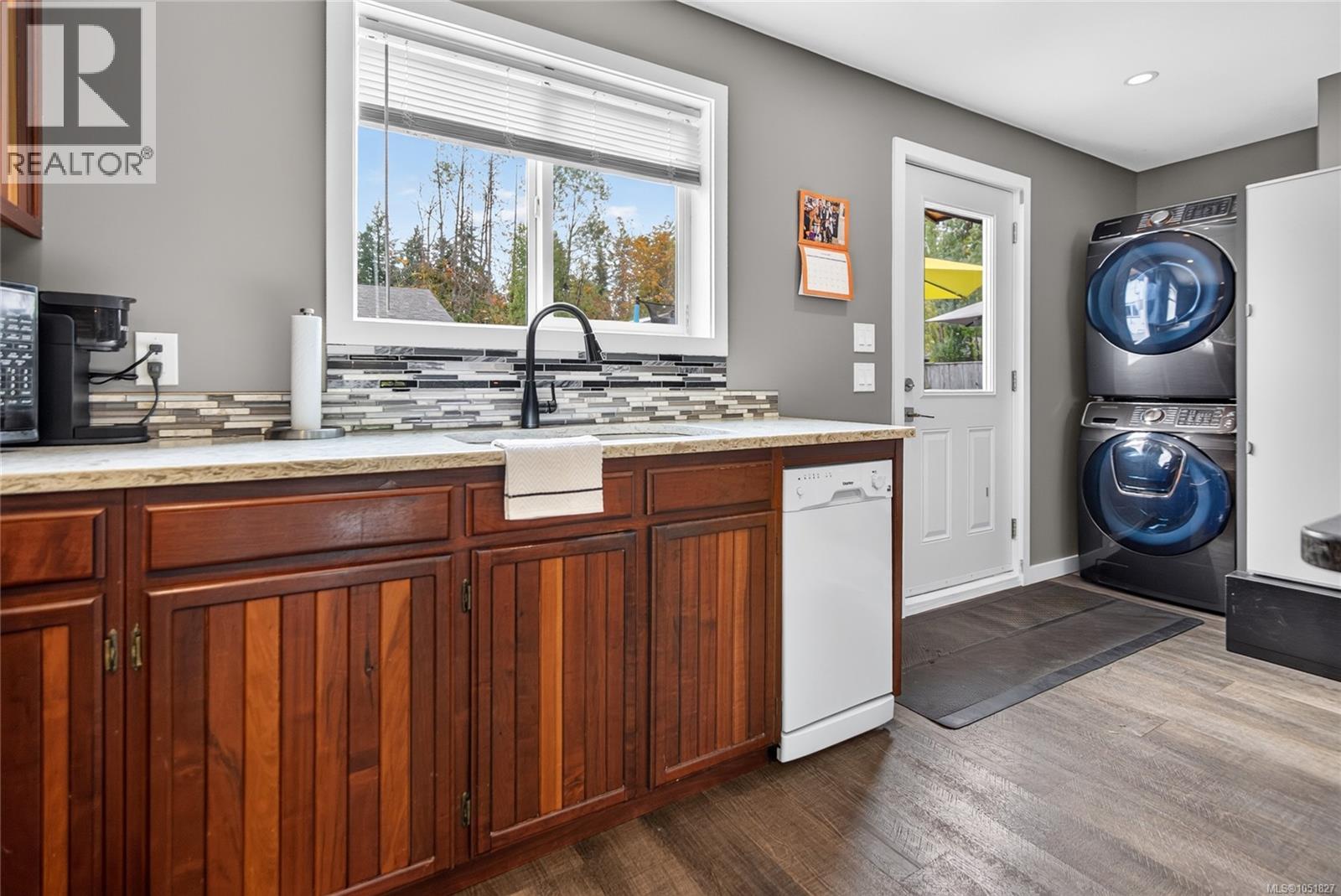 3386 Lake Trail Rd - 20