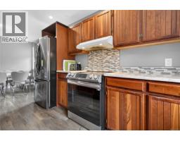 3386 Lake Trail Rd, Courtenay, BC V9N9M2 Photo 18